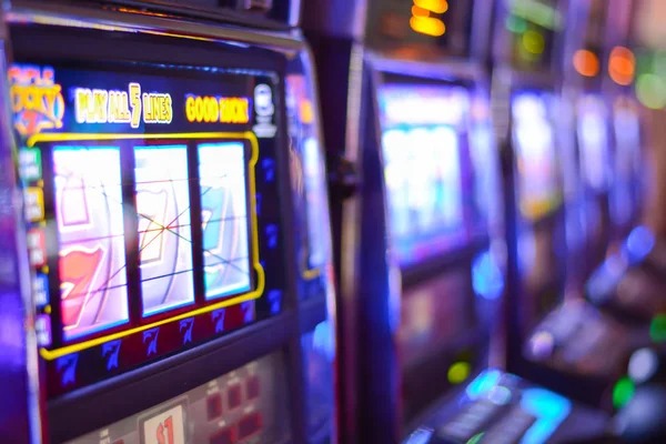 Mobile phone displaying roblok live casino interface